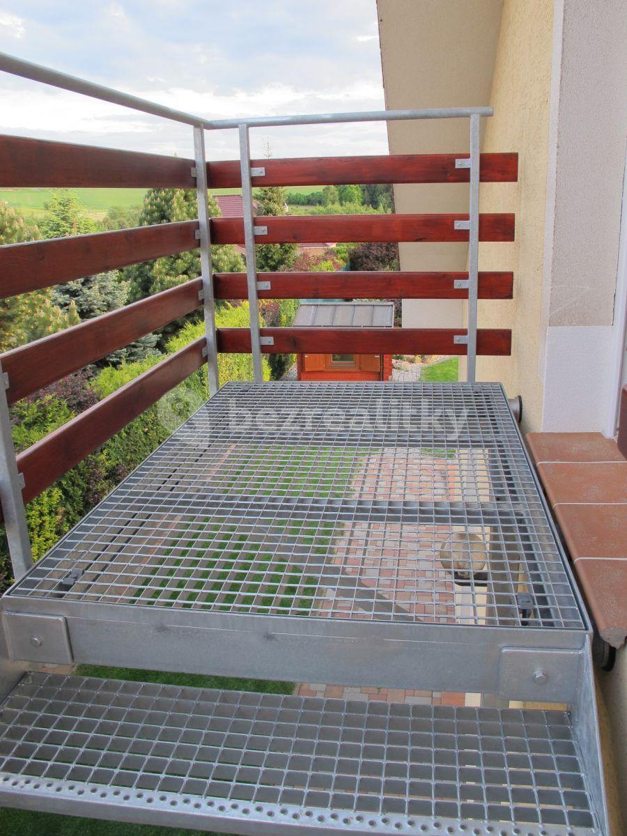 Pronájem bytu 2+kk 75 m², Spojovací, Sulice, Středočeský kraj