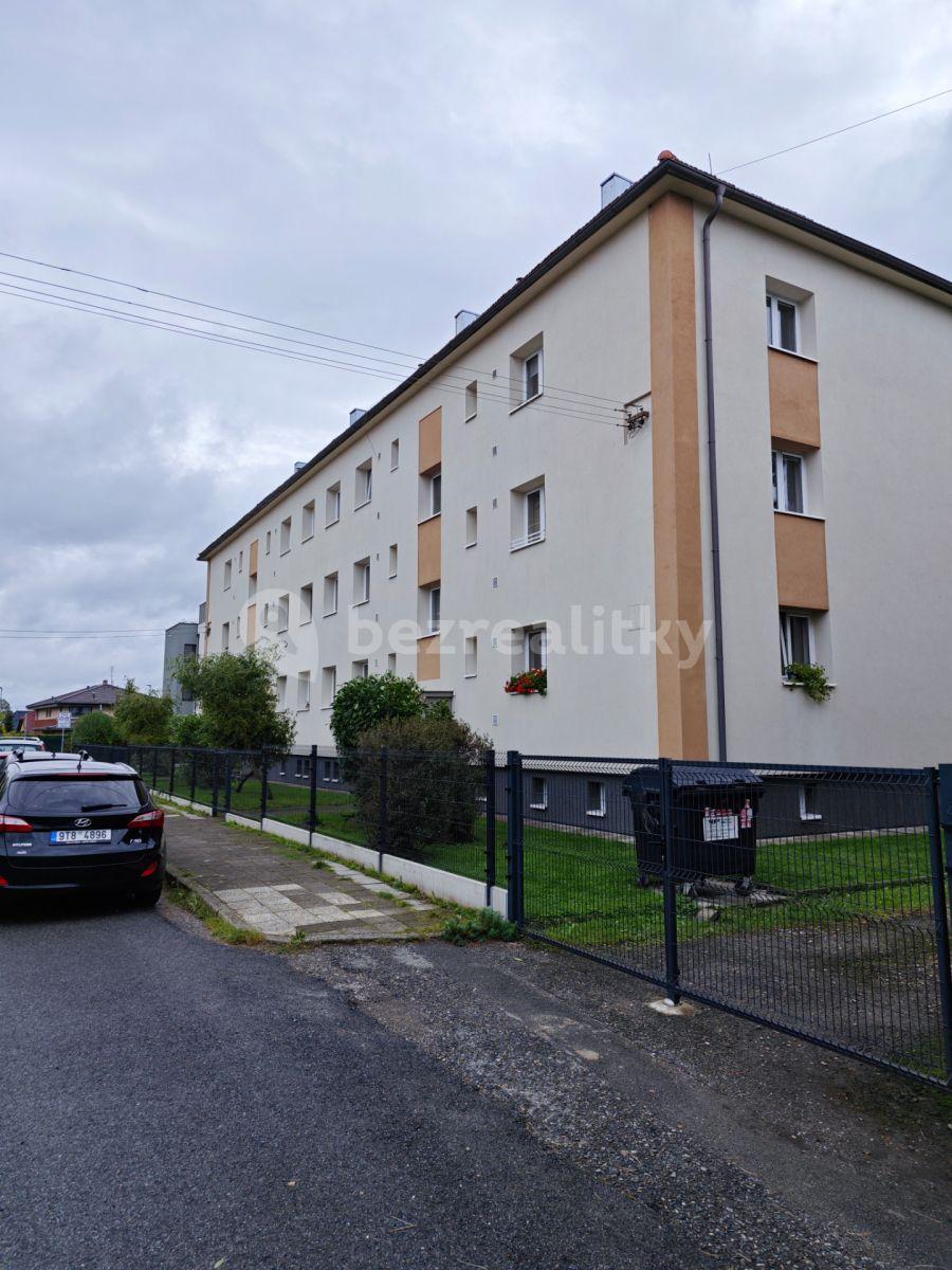 Prodej bytu 3+1 60 m², Wolkerova, Unhošť, Středočeský kraj