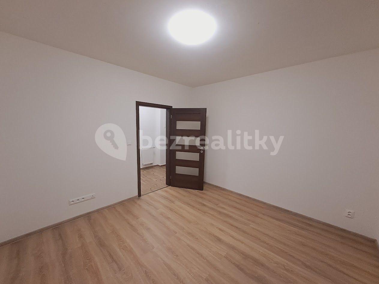 Pronájem bytu 2+kk 52 m², Pod Zahrady, Přezletice, Středočeský kraj