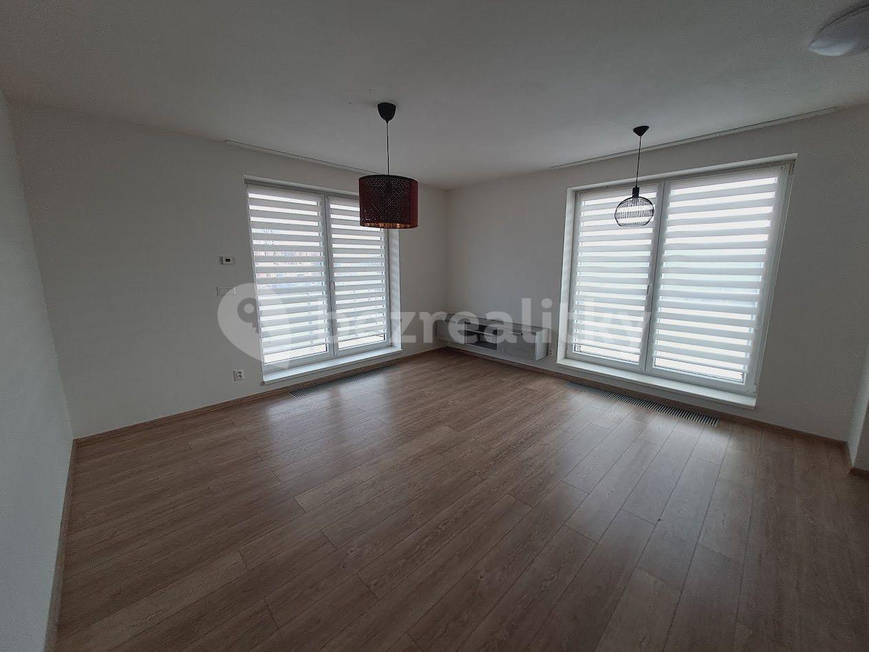 Pronájem bytu 2+kk 52 m², Pod Zahrady, Přezletice, Středočeský kraj