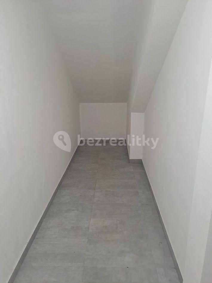 Pronájem bytu 2+kk 52 m², Pod Zahrady, Přezletice, Středočeský kraj