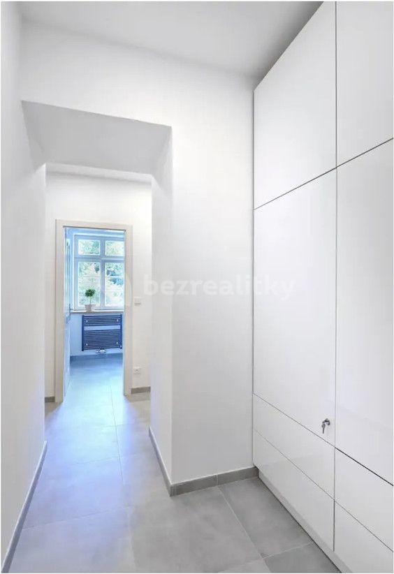 Pronájem bytu 2+1 72 m², Újezd, Praha, Praha