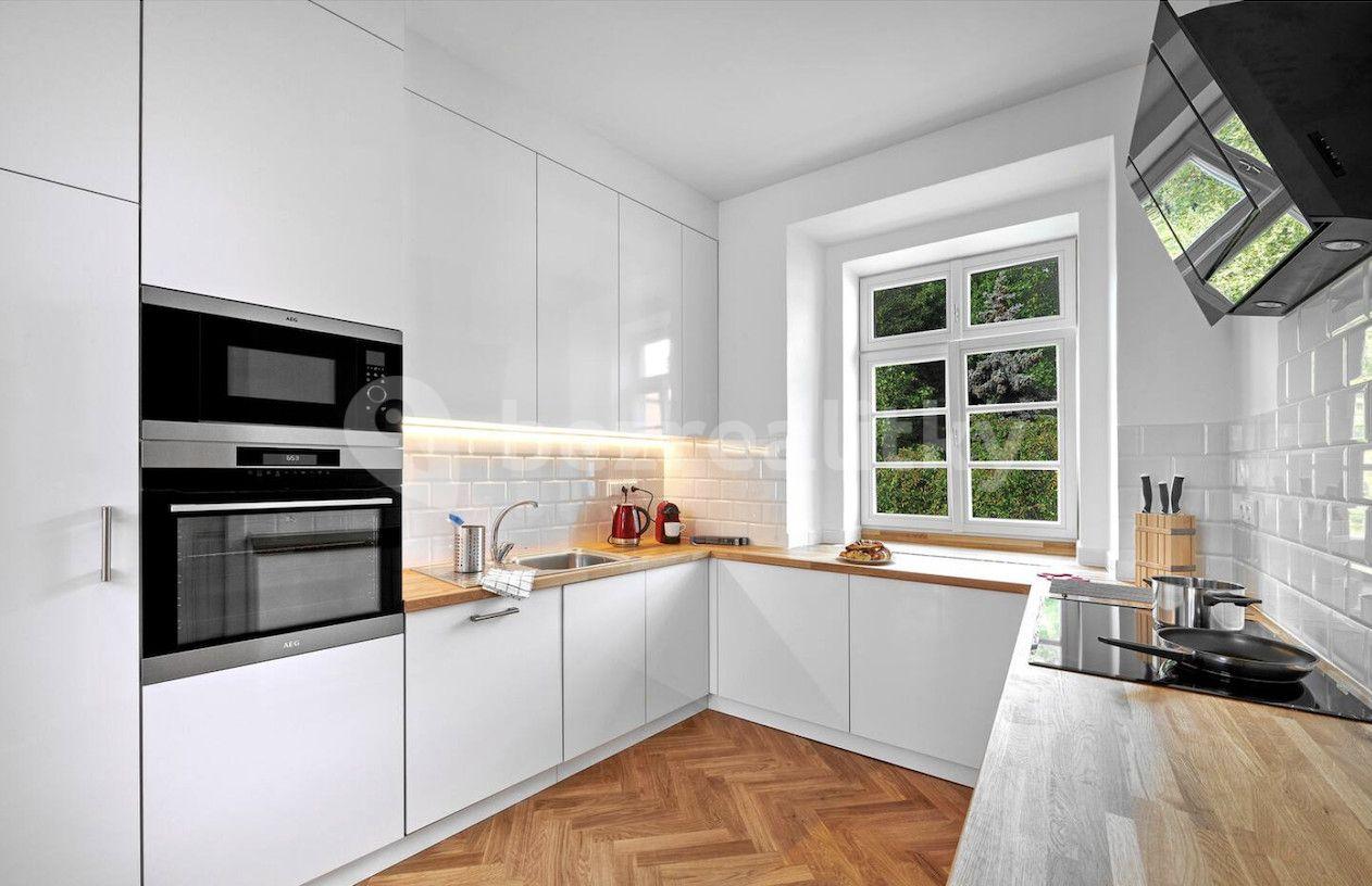 Pronájem bytu 2+1 72 m², Újezd, Praha, Praha