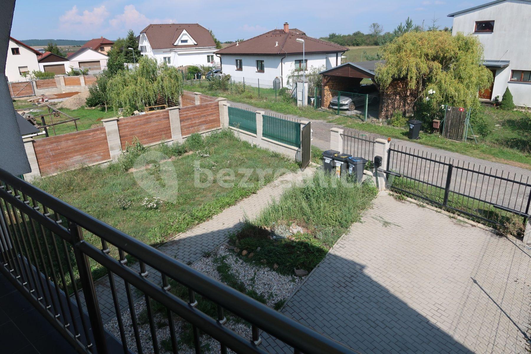 Pronájem domu 180 m², pozemek 480 m², Malá Hraštice, Středočeský kraj