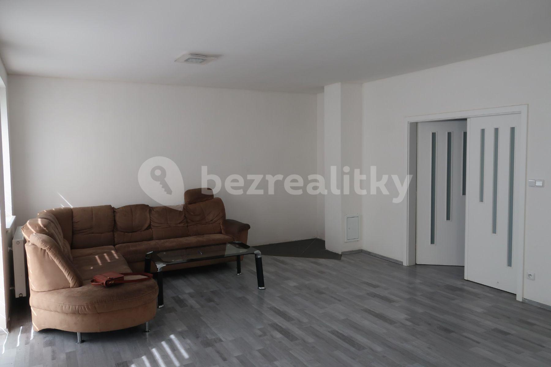 Pronájem domu 180 m², pozemek 480 m², Malá Hraštice, Středočeský kraj