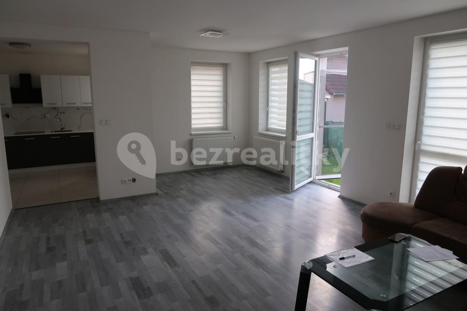 Pronájem domu 180 m², pozemek 480 m², Malá Hraštice, Středočeský kraj