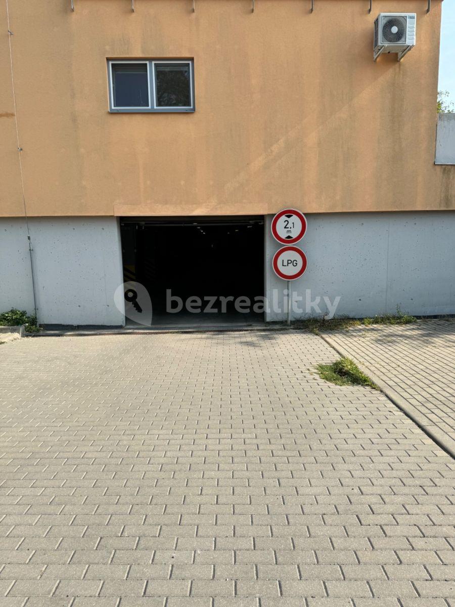 Prodej garáže 12 m², Fantova, Brno, Jihomoravský kraj