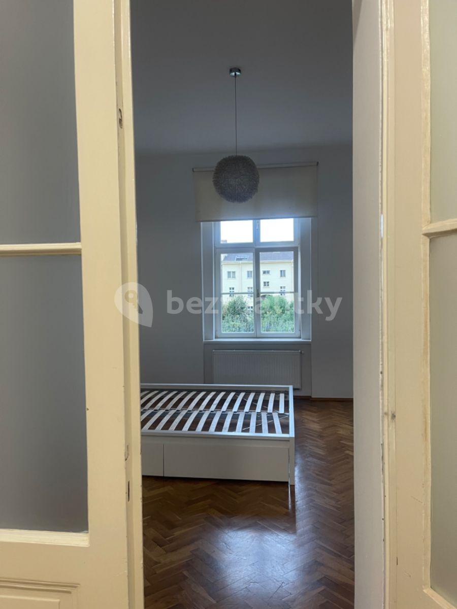 Pronájem bytu 1+1 70 m², Chodská, Praha, Praha