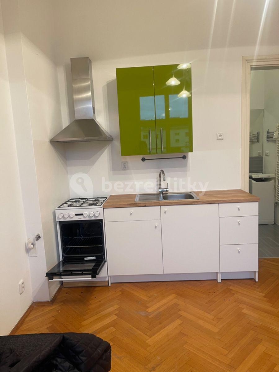 Pronájem bytu 1+1 70 m², Chodská, Praha, Praha