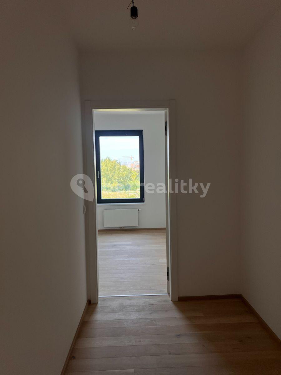 Pronájem bytu 2+kk 60 m², Sokolova, Praha, Praha