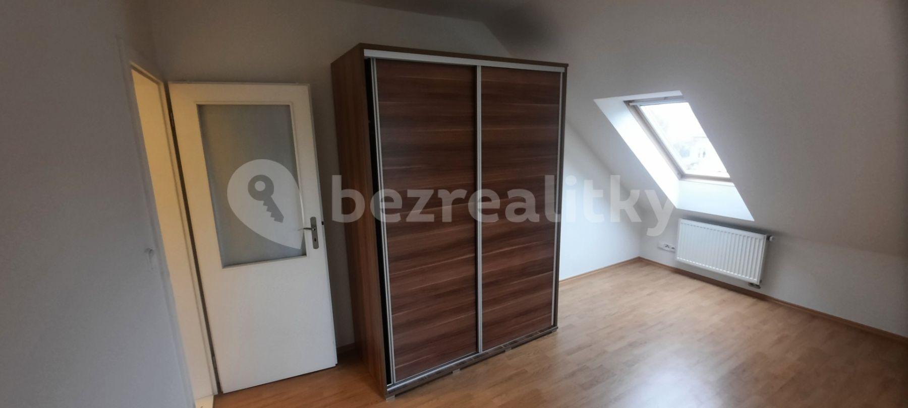 Pronájem bytu 3+1 105 m², U Strže, Praha, Praha