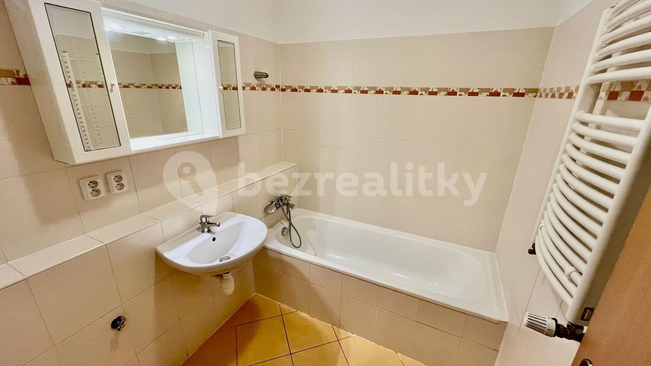 Pronájem bytu 2+kk 68 m², Hakenova, Praha, Praha