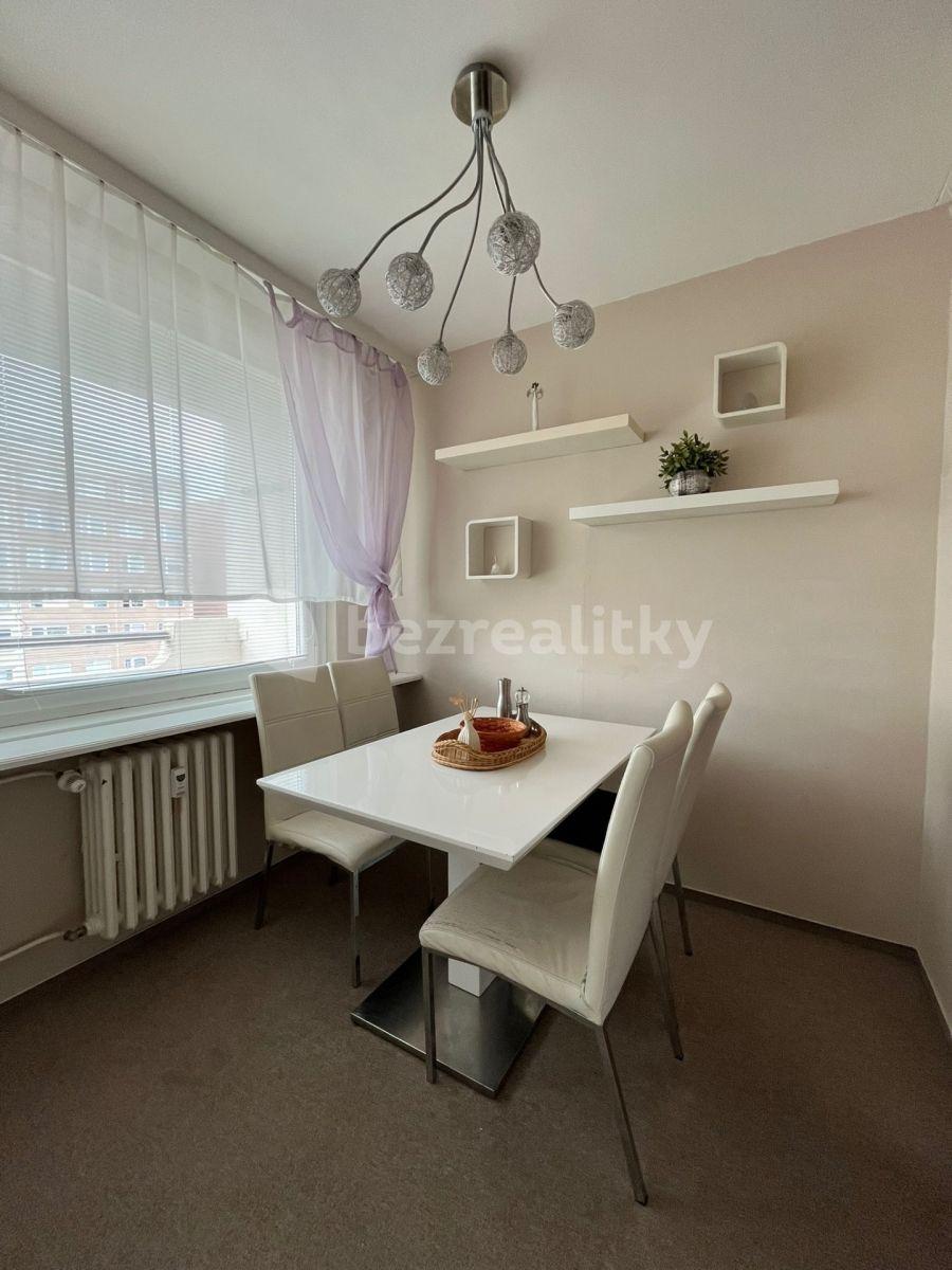 Pronájem bytu 3+1 71 m², Borovanského, Praha, Praha