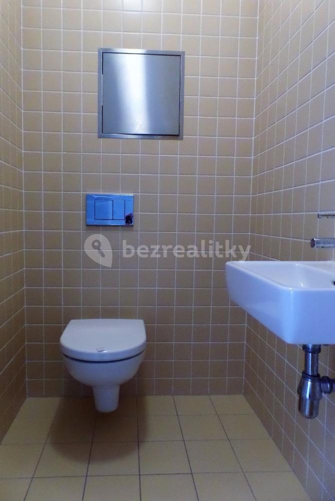 Pronájem bytu 2+kk 72 m², U Uranie, Praha, Praha