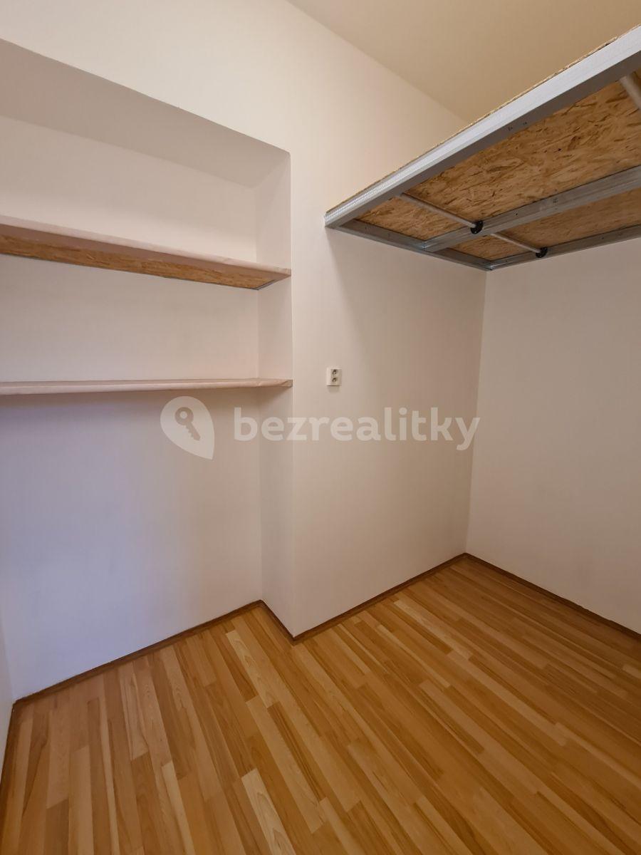 Pronájem bytu 2+kk 48 m², Pod Karlovem, Praha, Praha