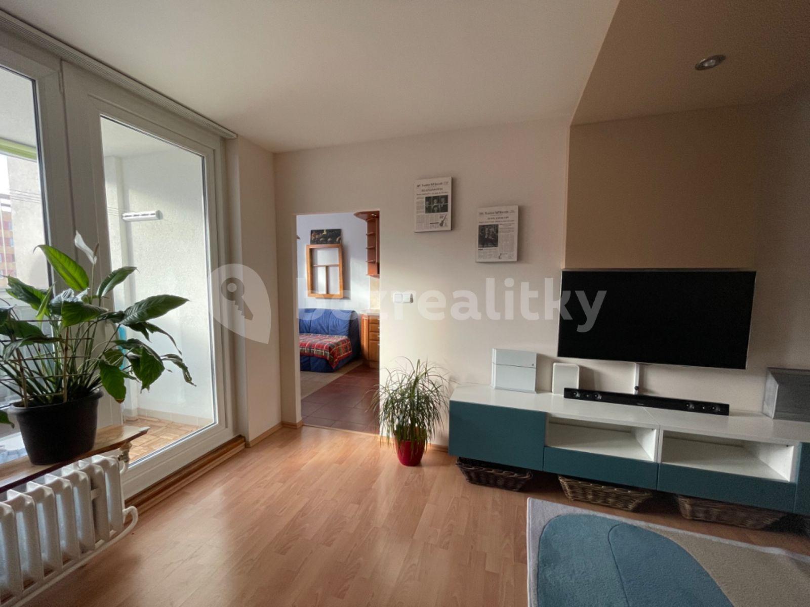 Pronájem bytu 2+1 60 m², Famfulíkova, Praha, Praha