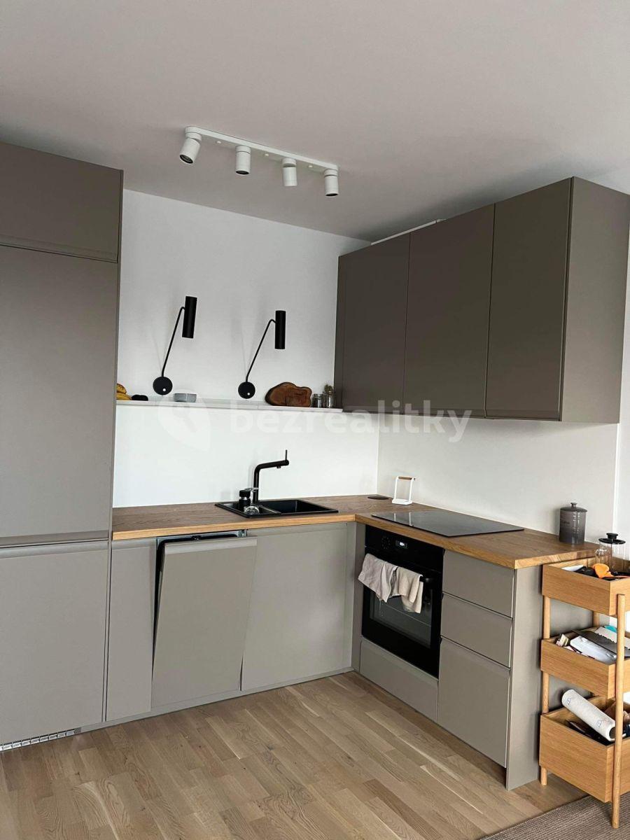 Pronájem bytu 2+1 45 m², Račianska, Nové Mesto, Bratislavský kraj