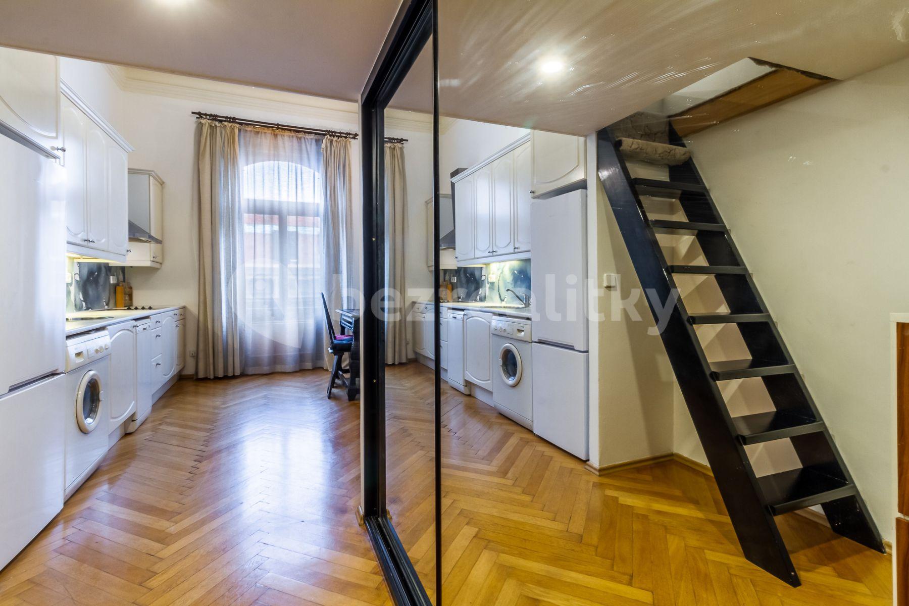 Pronájem bytu 2+kk 45 m², Za Poříčskou bránou, Praha, Praha