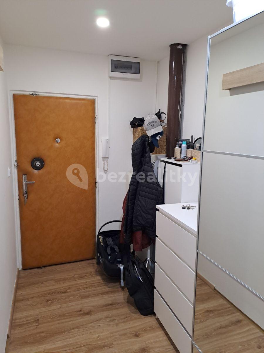 Pronájem bytu 2+kk 41 m², Na Strži, Praha, Praha