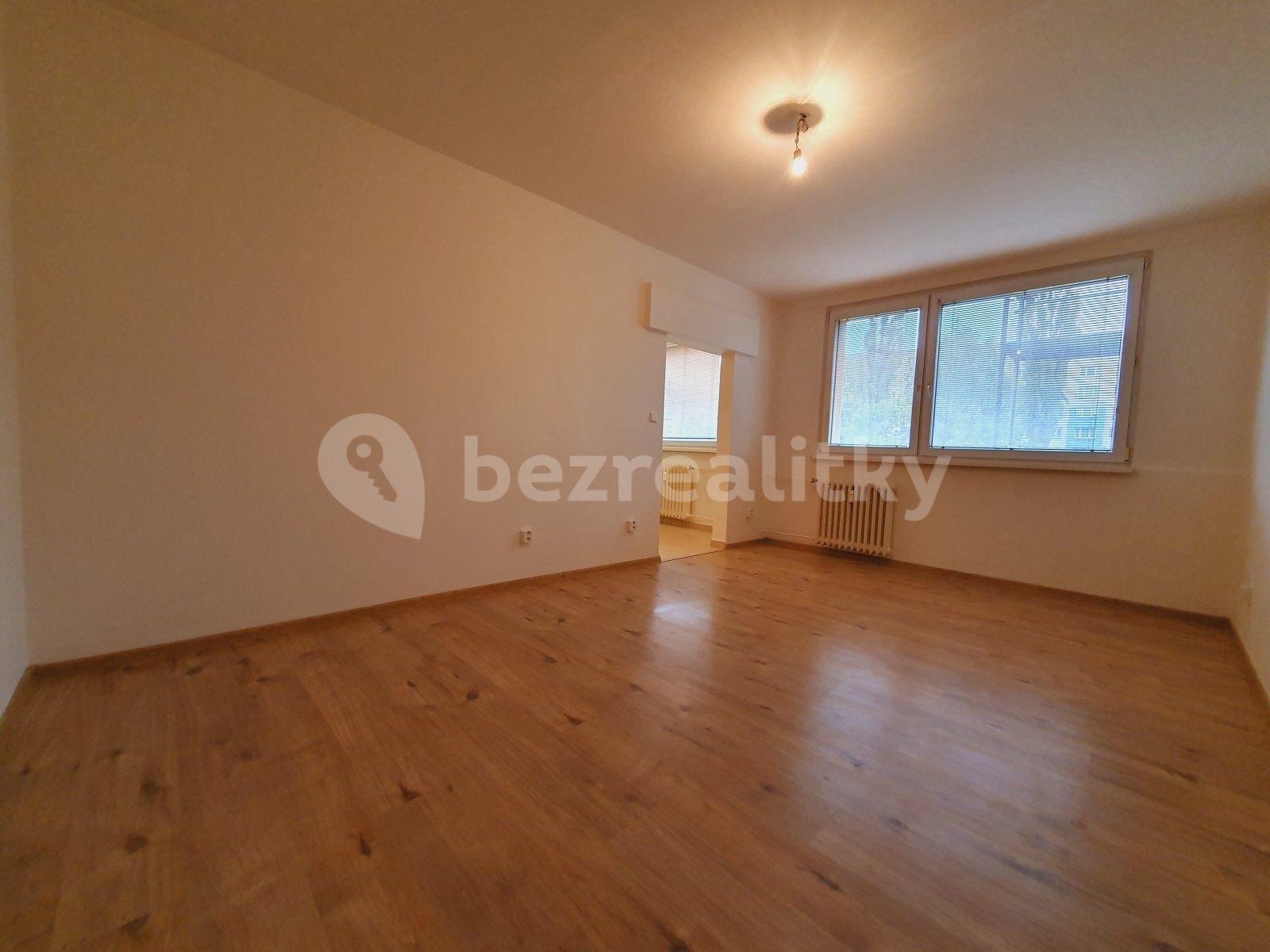 Pronájem bytu 1+kk 29 m², Slovenská, Karviná, Moravskoslezský kraj