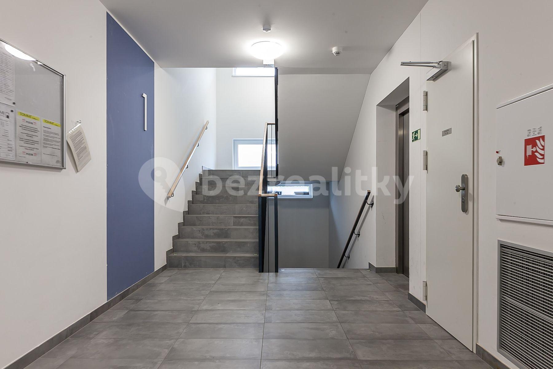 Prodej bytu 2+kk 49 m², Karla Guta, Praha, Praha