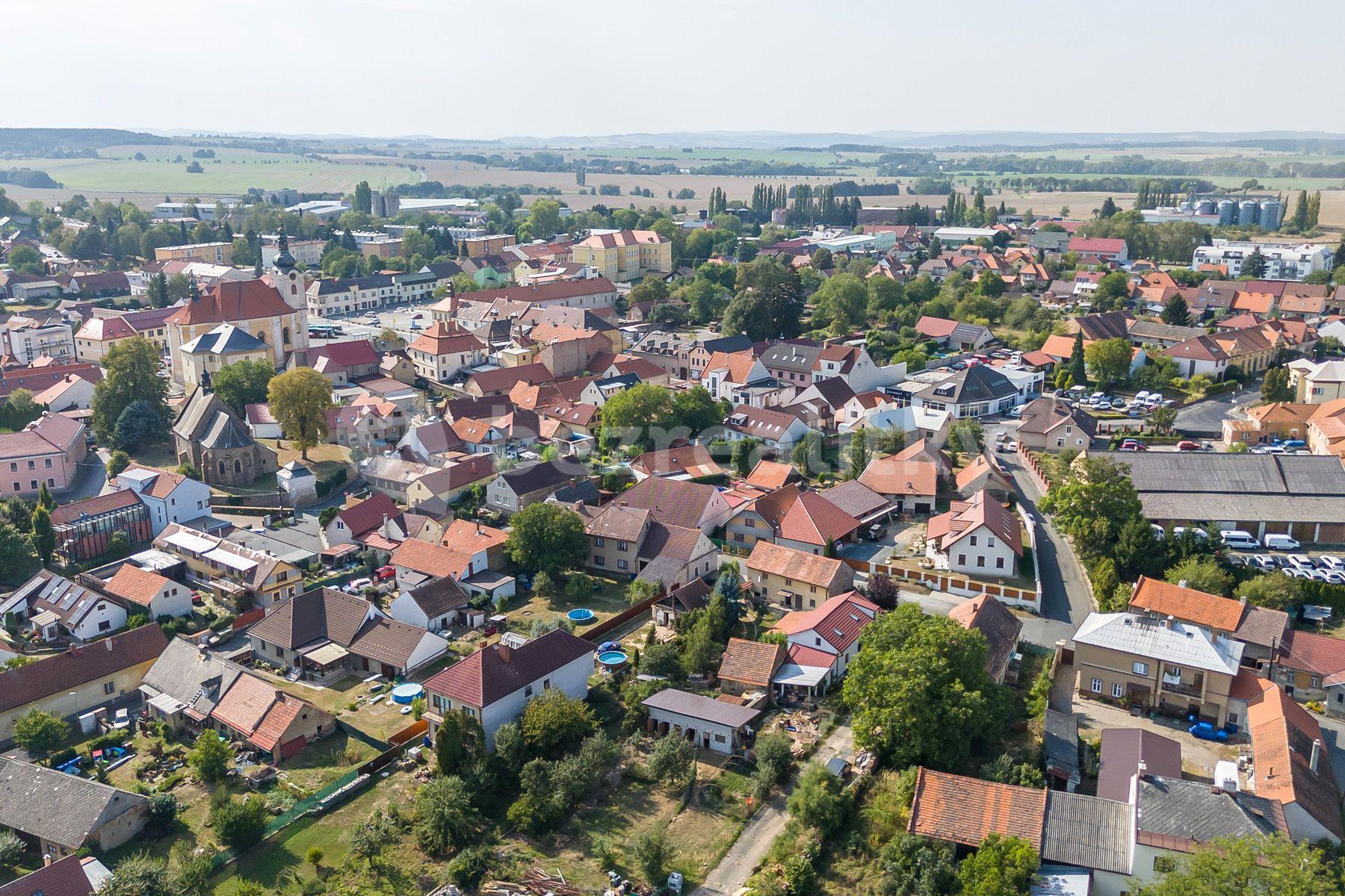 Prodej domu 227 m², pozemek 782 m², Husova, Uhlířské Janovice, Středočeský kraj