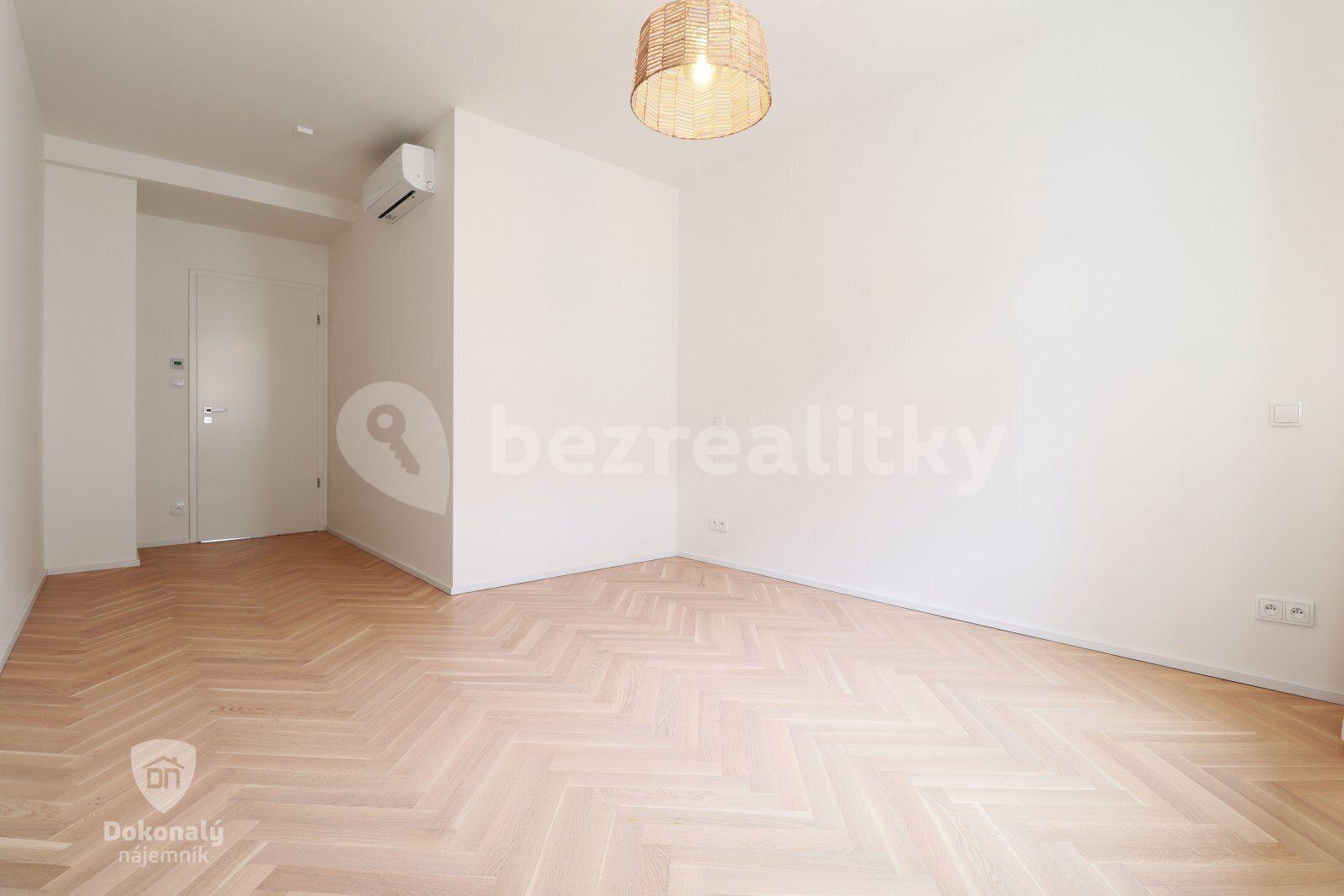 Pronájem bytu 2+kk 75 m², Křižíkova, Praha, Praha