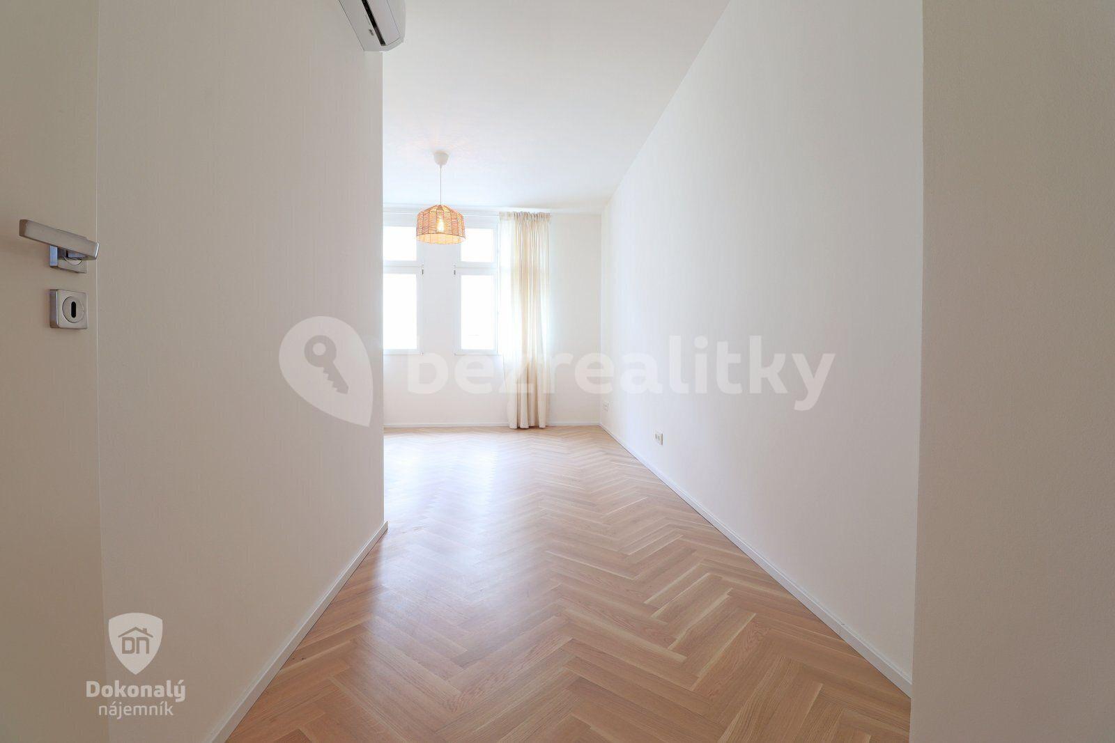 Pronájem bytu 2+kk 75 m², Křižíkova, Praha, Praha