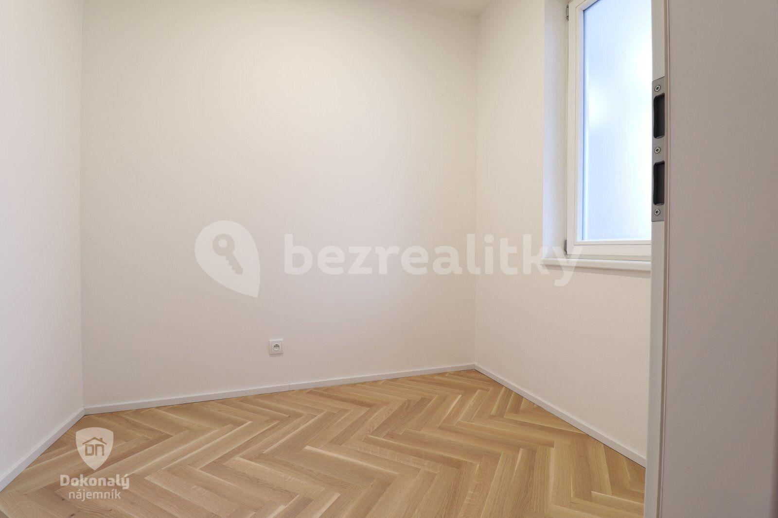 Pronájem bytu 2+kk 75 m², Křižíkova, Praha, Praha