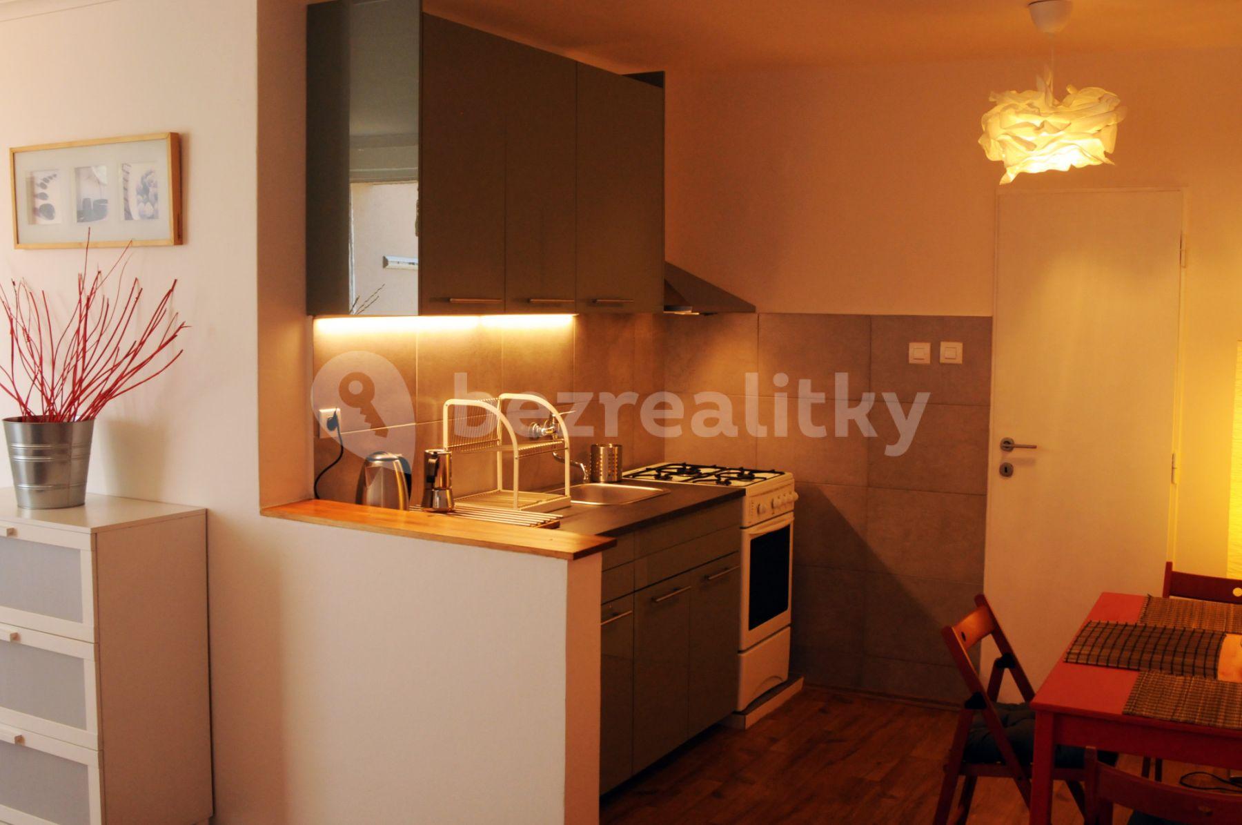 Pronájem bytu 1+kk 36 m², Banskobystrická, Praha, Praha