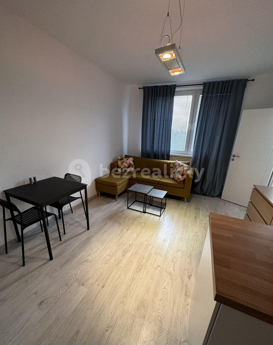 Pronájem bytu 2+kk 40 m², Banšelova, Ružinov, Bratislavský kraj