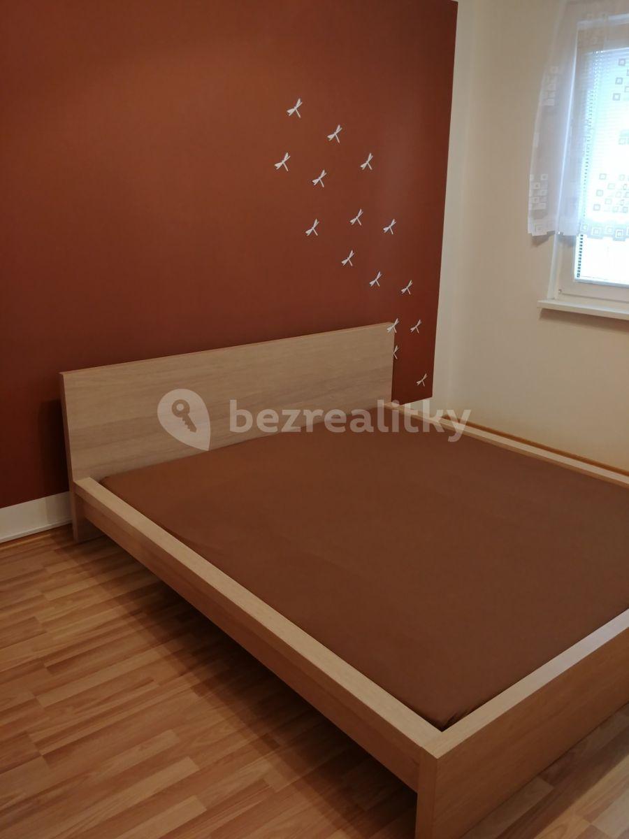 Pronájem bytu 2+1 55 m², Přistoupimská, Praha, Praha