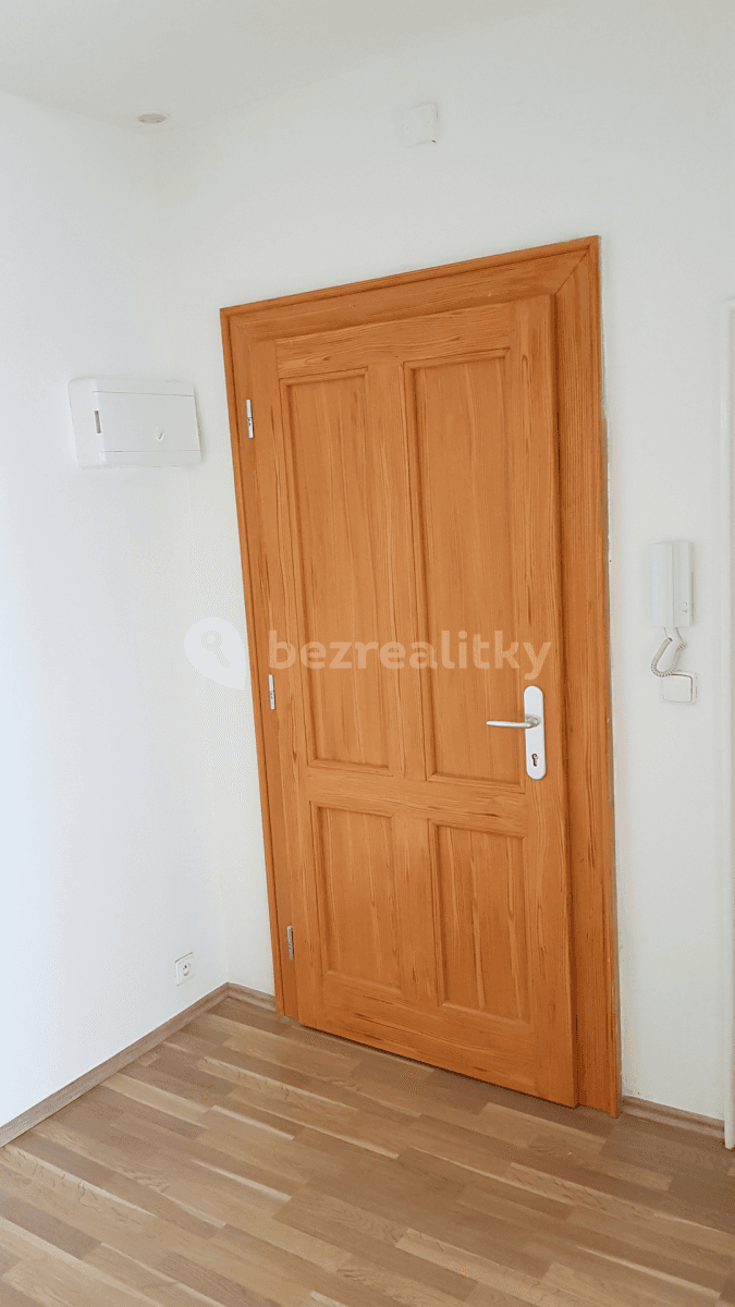 Prodej bytu 2+kk 44 m², Žerotínova, Praha, Praha