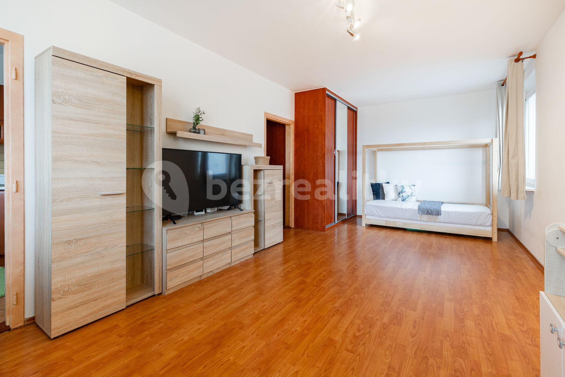 Prodej bytu 1+1 39 m², Lešenská, Praha, Praha