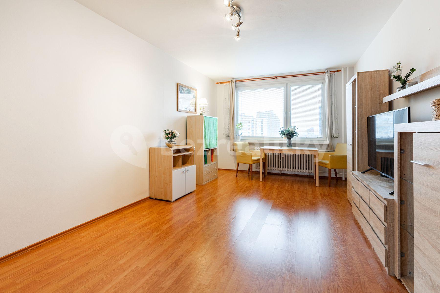 Prodej bytu 1+1 39 m², Lešenská, Praha, Praha