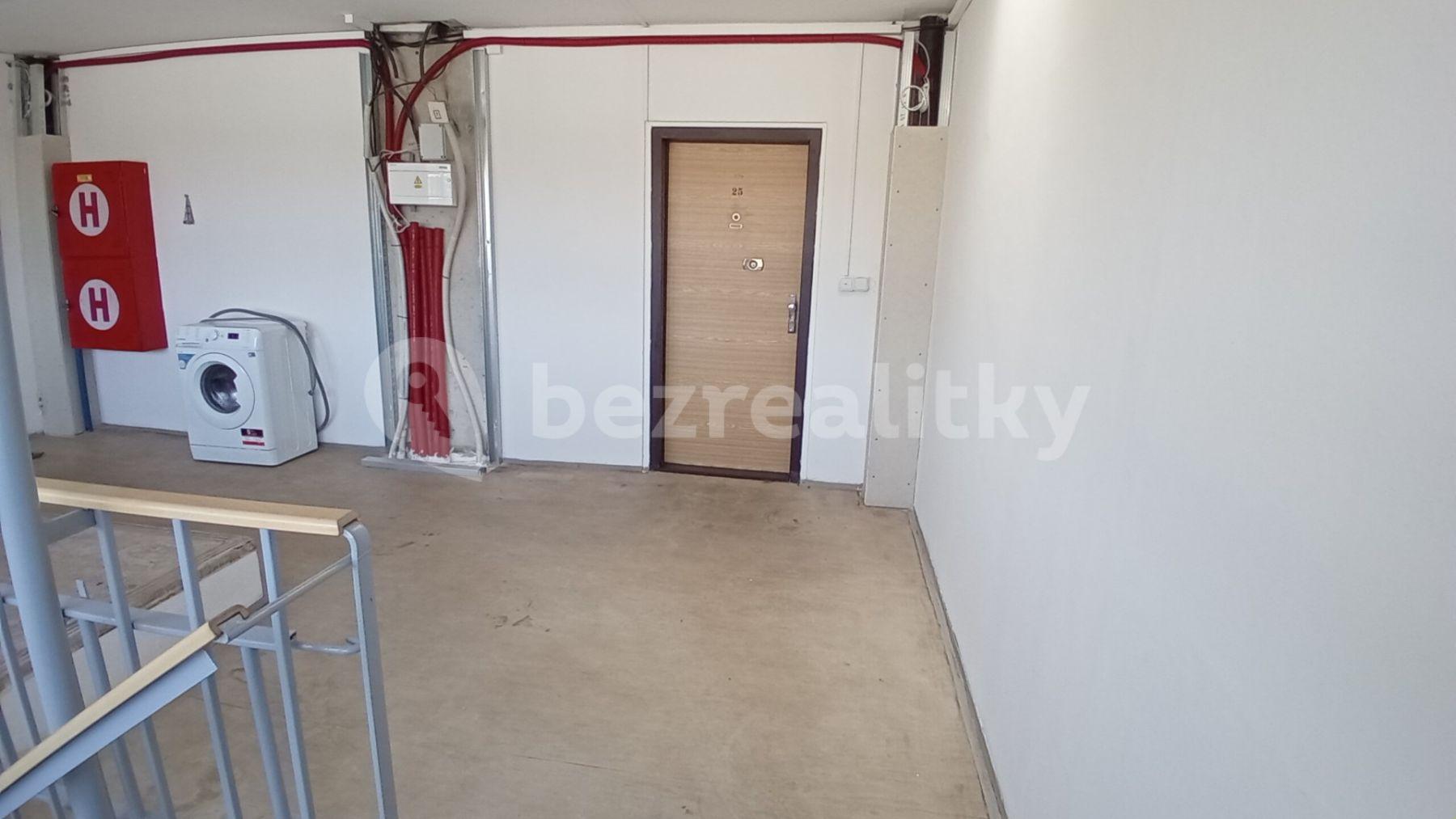 Pronájem nebytového prostoru 104 m², Sabinova, Praha, Praha