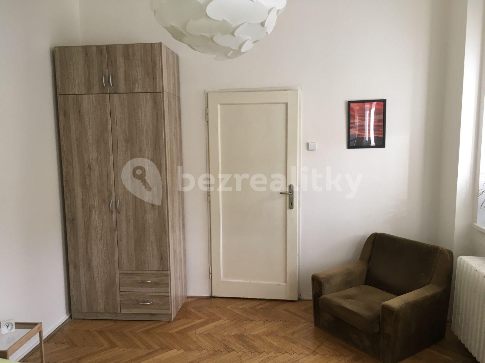 Pronájem bytu 2+1 64 m², Stárkova, Praha, Praha