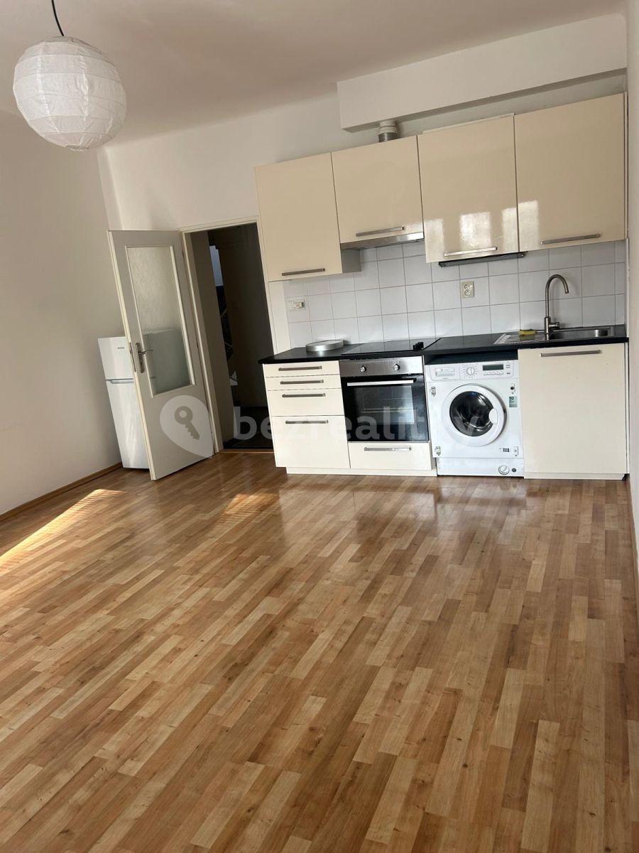 Pronájem bytu Garsoniéra 27 m², Na Úlehli, Praha, Praha