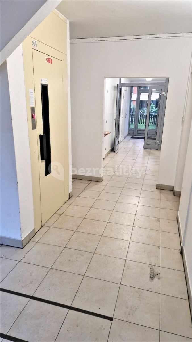 Prodej bytu 2+kk 40 m², Přímětická, Praha, Praha