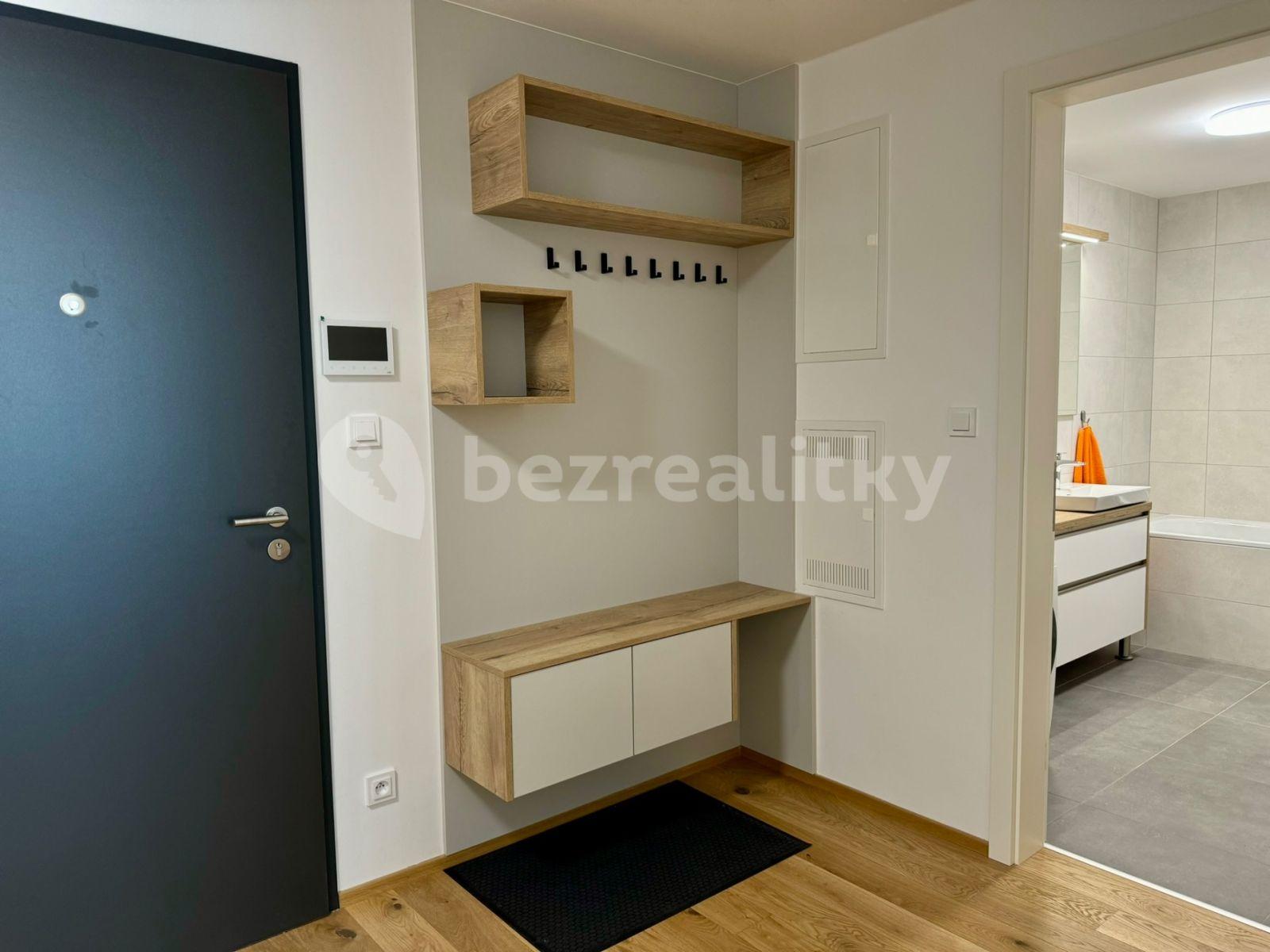 Pronájem bytu 2+kk 65 m², Sokolova, Praha, Praha