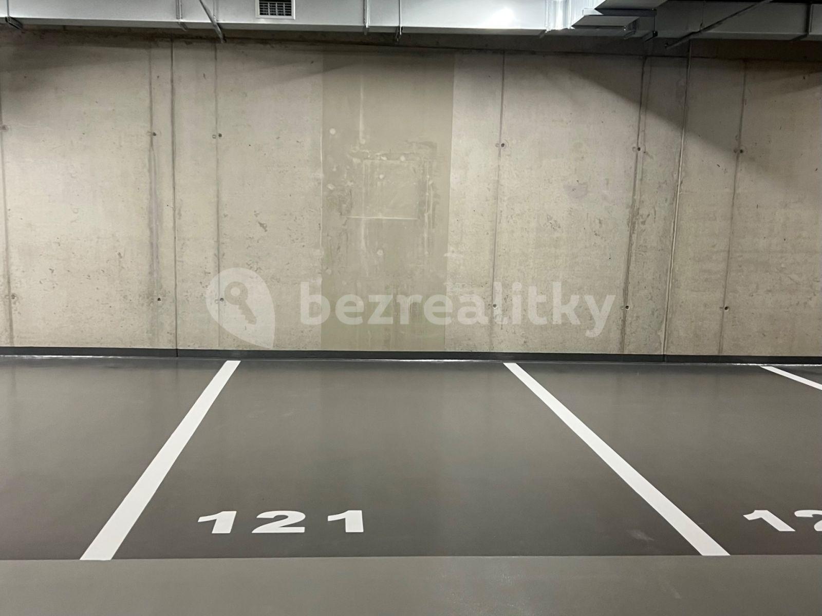 Pronájem bytu 2+kk 65 m², Sokolova, Praha, Praha