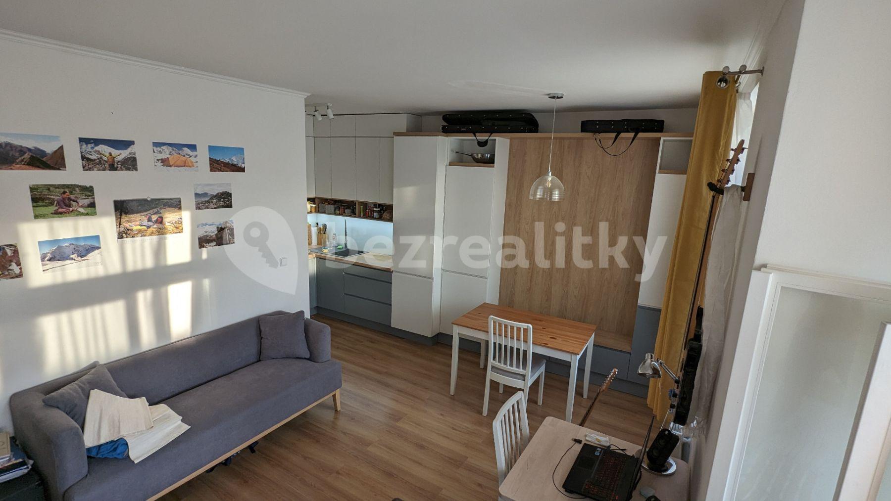 Pronájem bytu 1+kk 34 m², Na Zámyšli, Praha, Praha