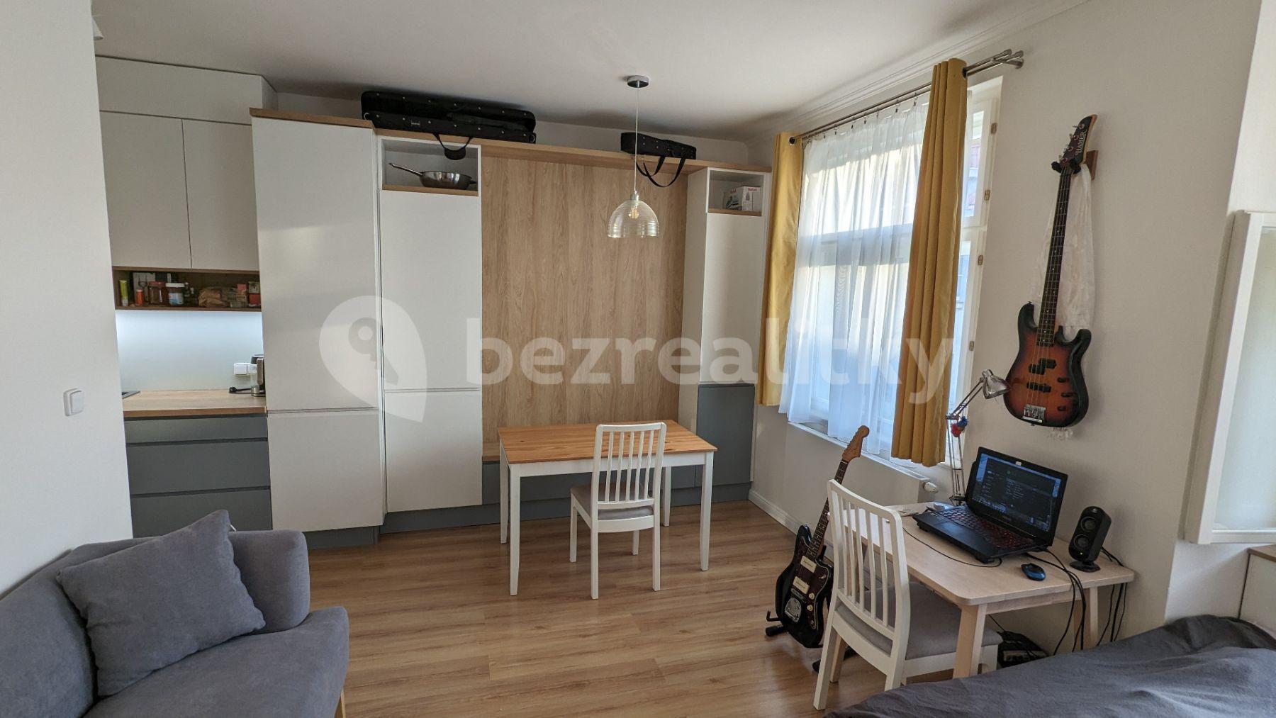 Pronájem bytu 1+kk 34 m², Na Zámyšli, Praha, Praha