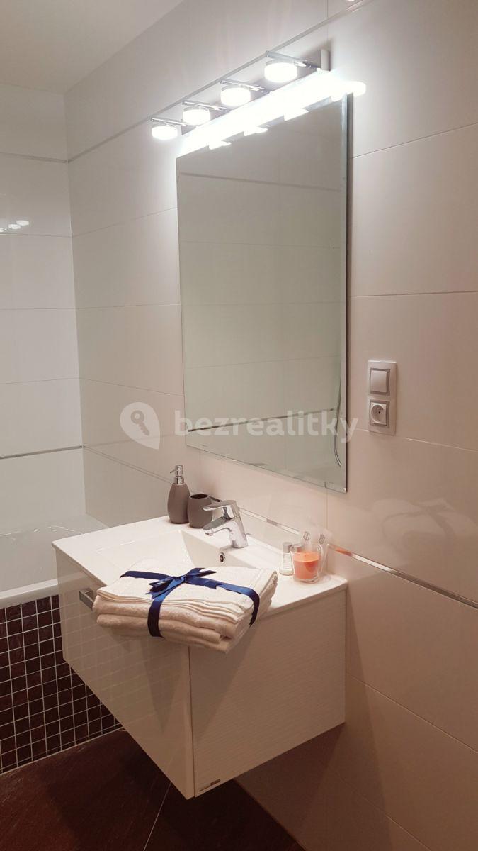 Pronájem bytu 2+kk 85 m², Olšanská d, Praha, Praha