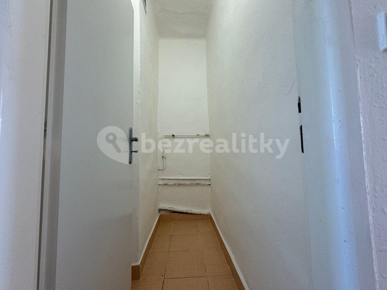 Pronájem bytu 2+1 55 m², Čapkova, Karviná, Moravskoslezský kraj