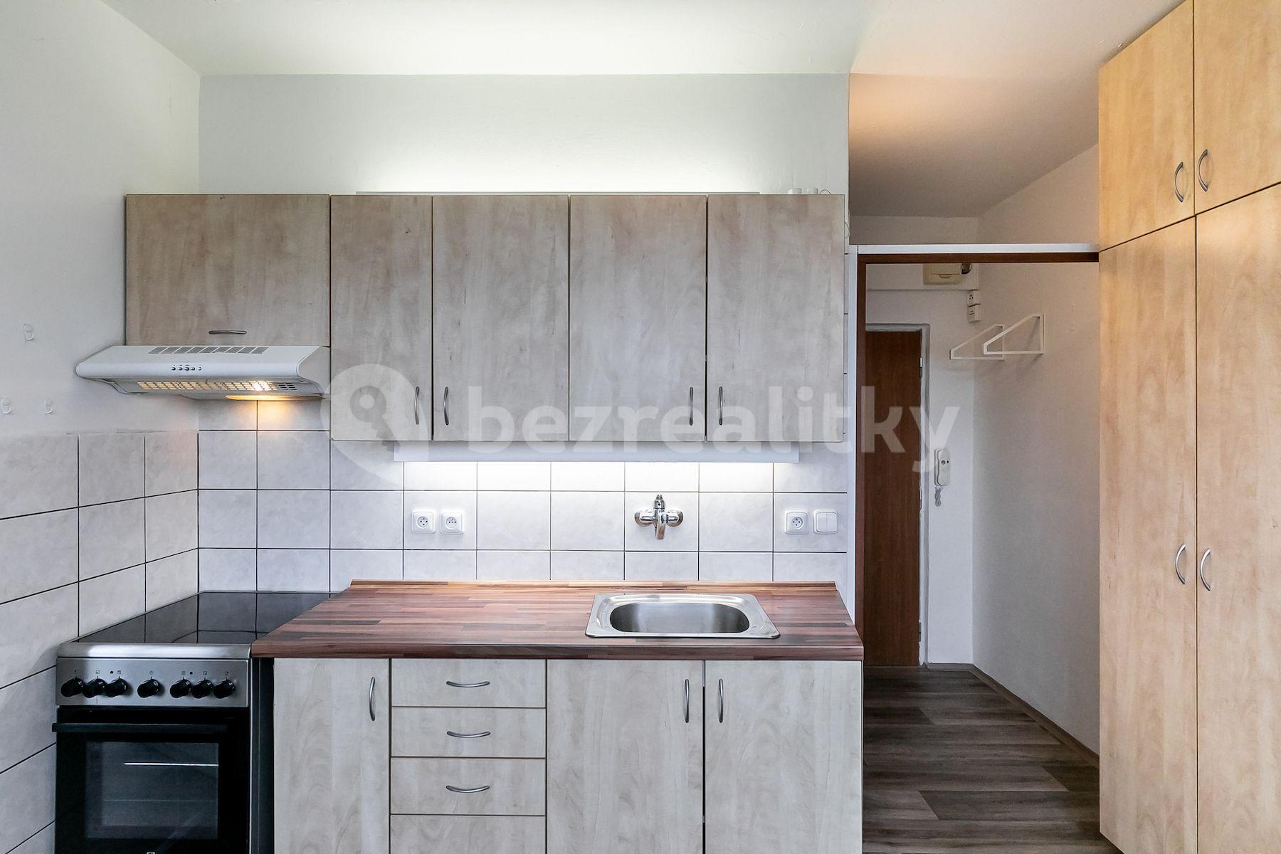 Prodej bytu 1+1 32 m², Nad Školou, Jablonec nad Nisou, Liberecký kraj