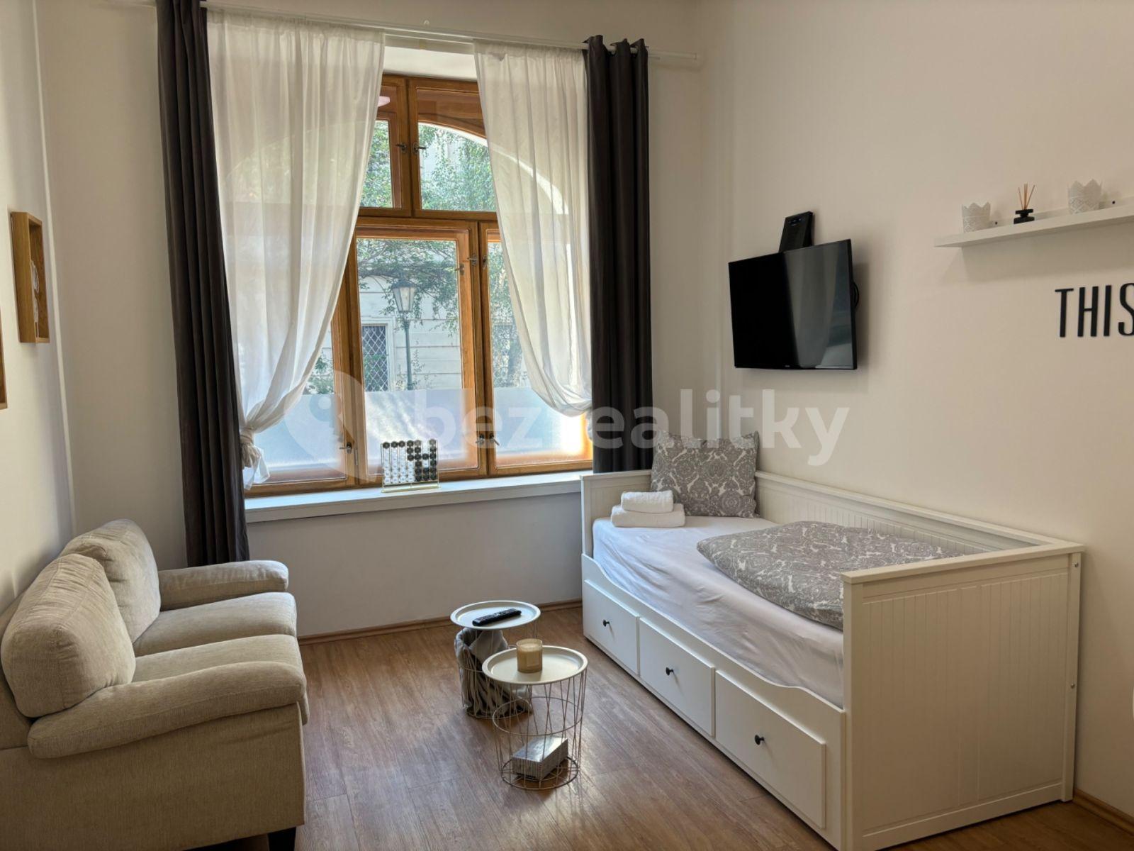 Pronájem bytu 2+kk 52 m², U Milosrdných, Praha, Praha