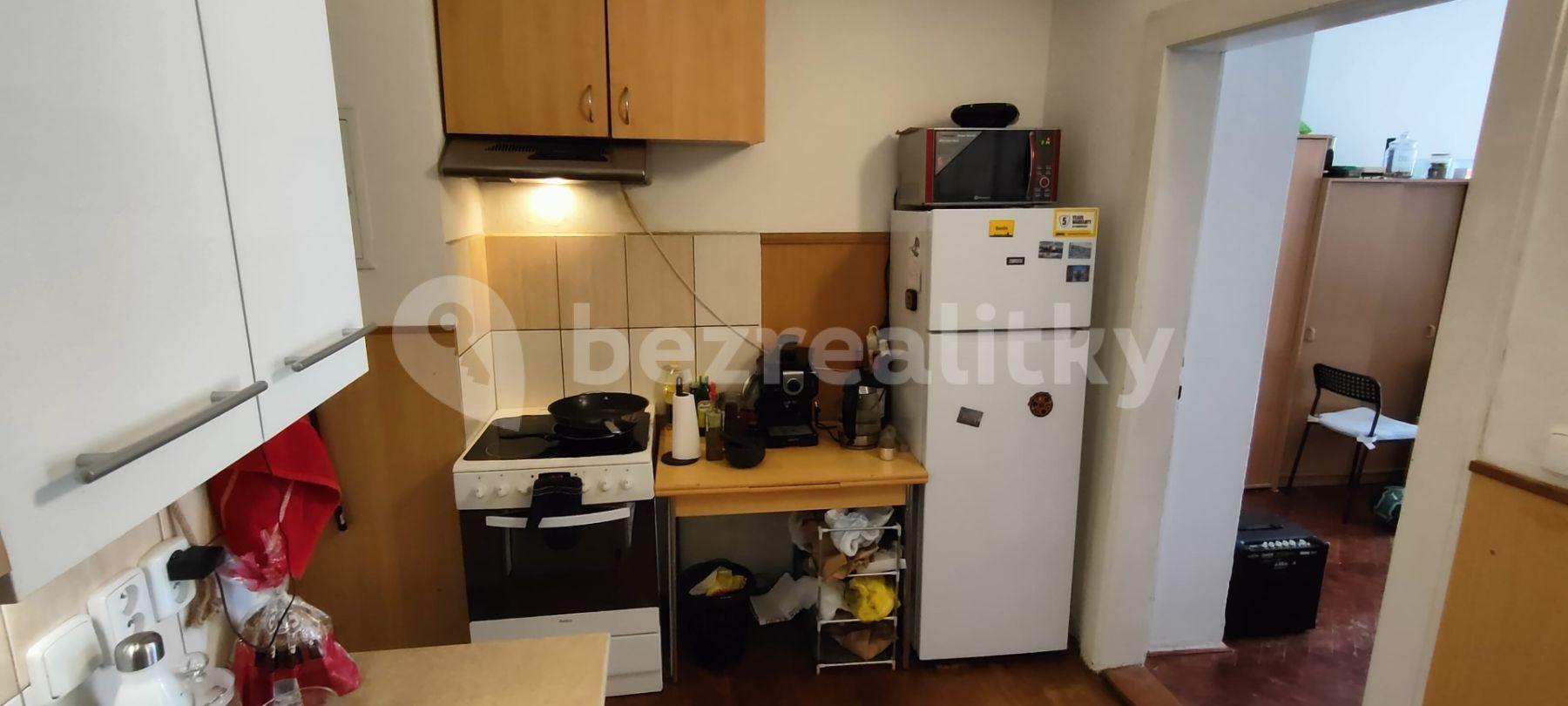 Pronájem bytu 2+1 67 m², Víta Nejedlého, Praha, Praha