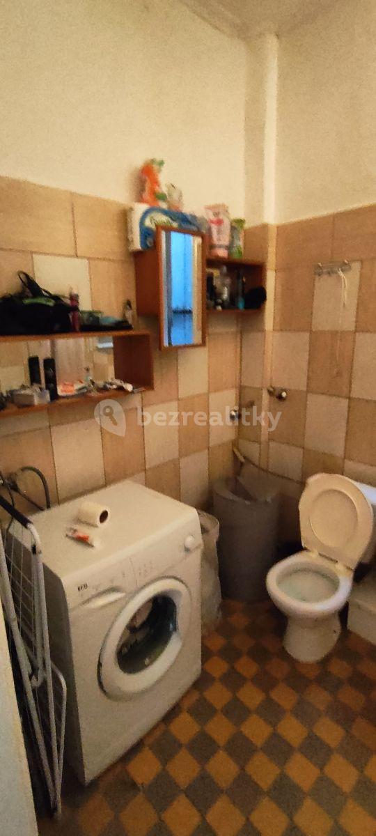 Pronájem bytu 2+1 67 m², Víta Nejedlého, Praha, Praha