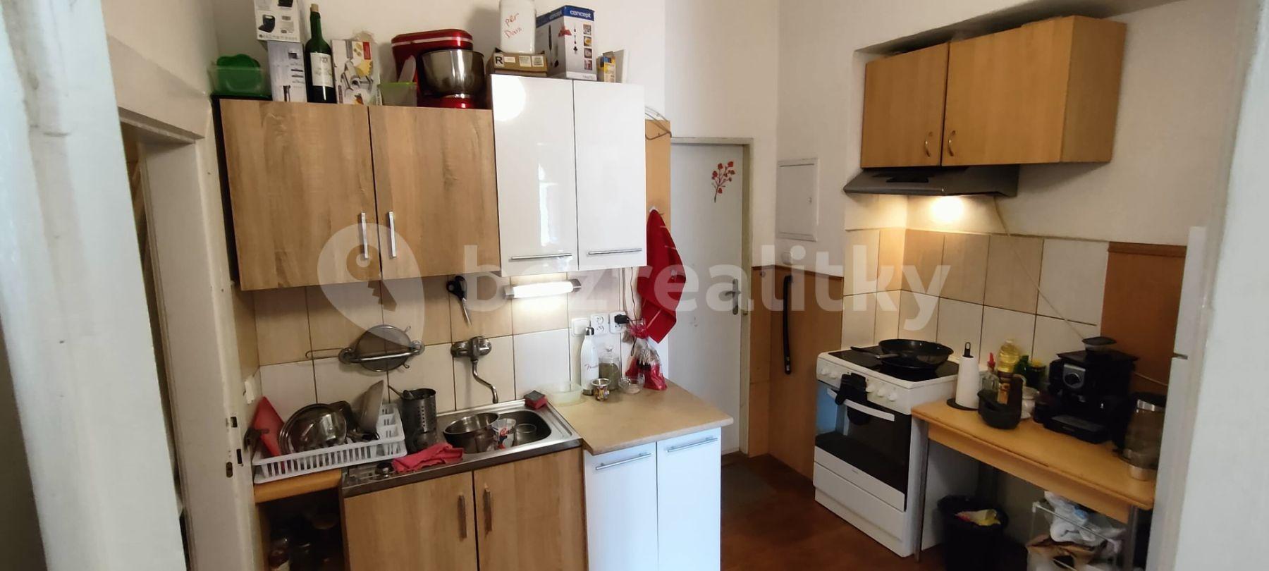 Pronájem bytu 2+1 67 m², Víta Nejedlého, Praha, Praha